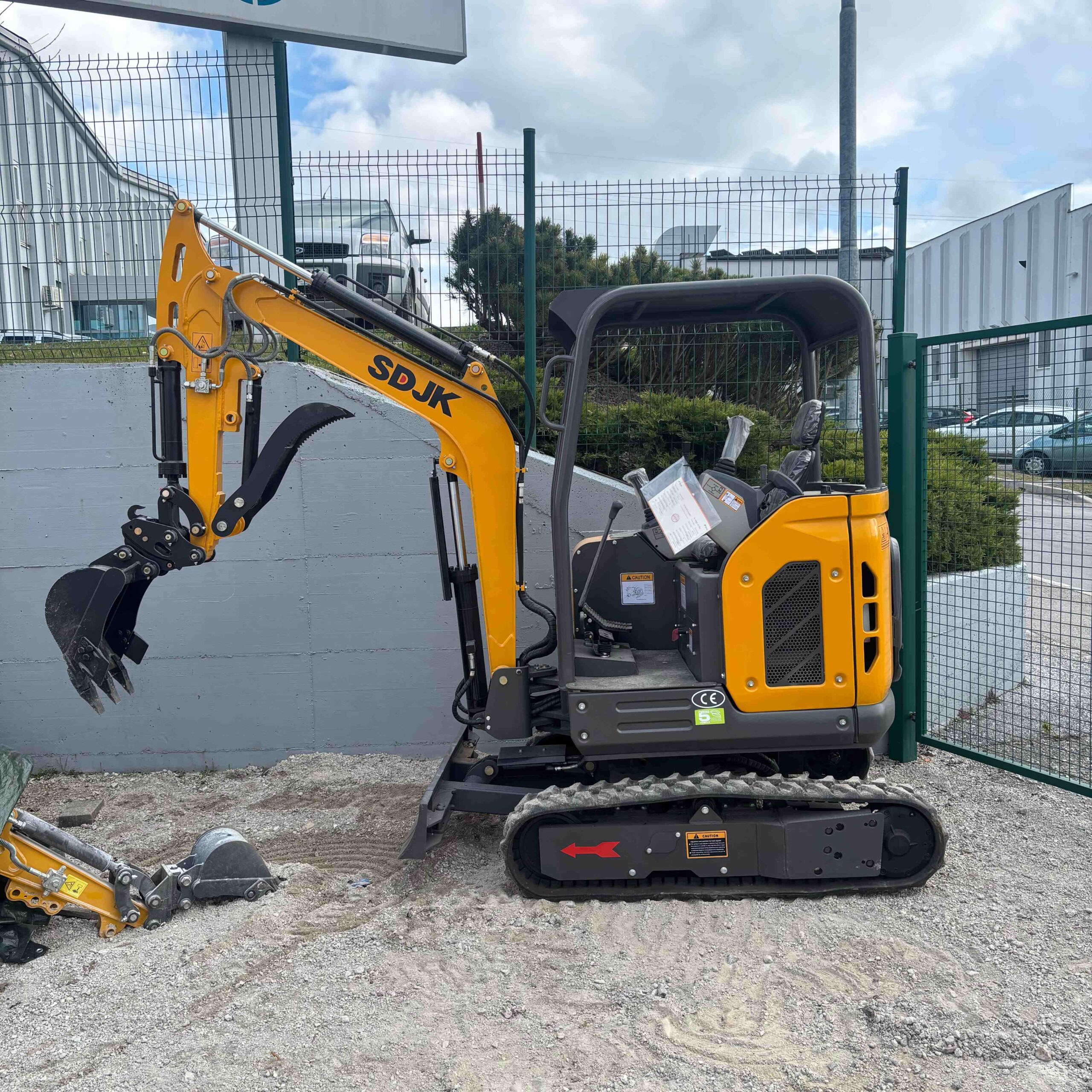 Mini bager JKW25- 2500kg